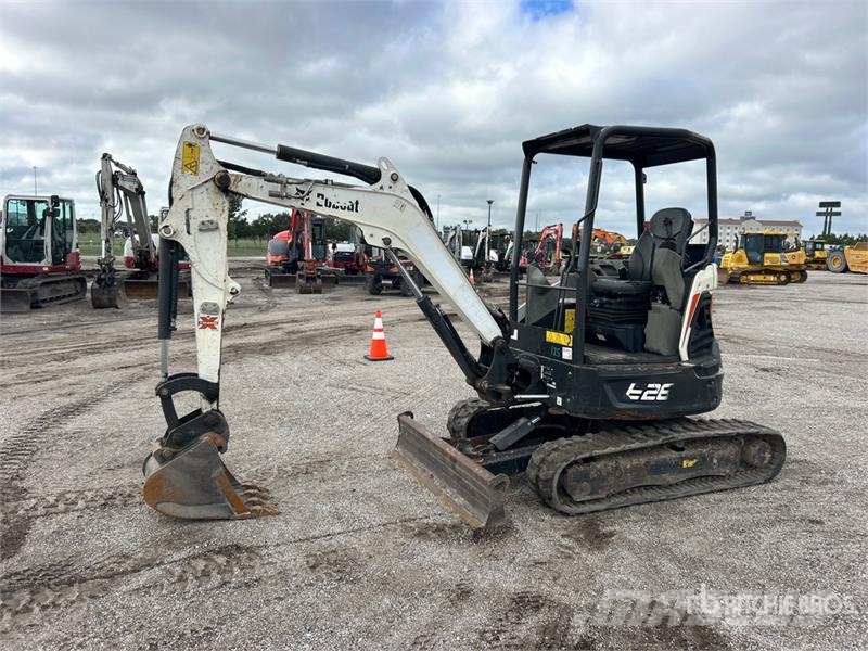 Bobcat E26 Minibagger < 7t