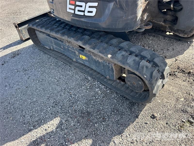 Bobcat E26 ミニ油圧ショベル 7t以下(ミニユンボ・ミニディガー)