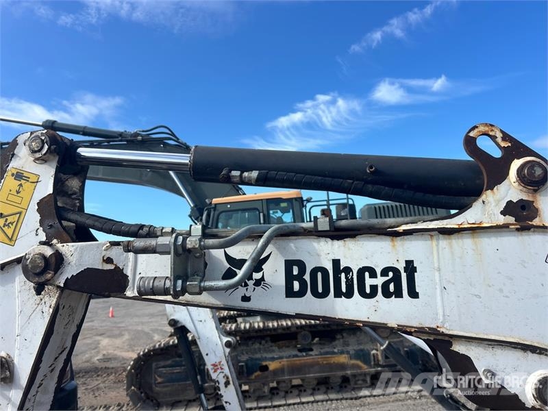 Bobcat E26 Mini excavators < 7t