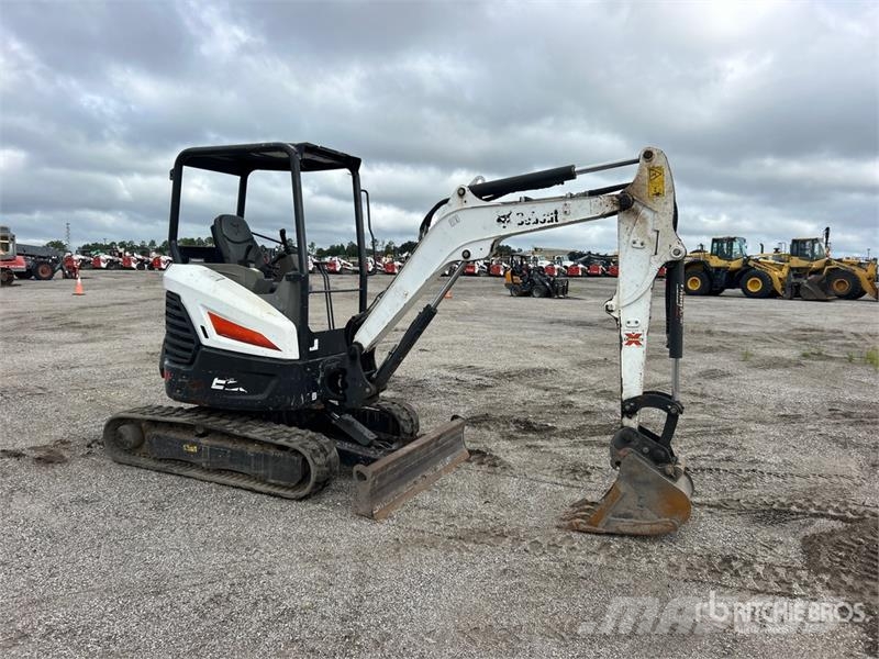Bobcat E26 Minibagger < 7t
