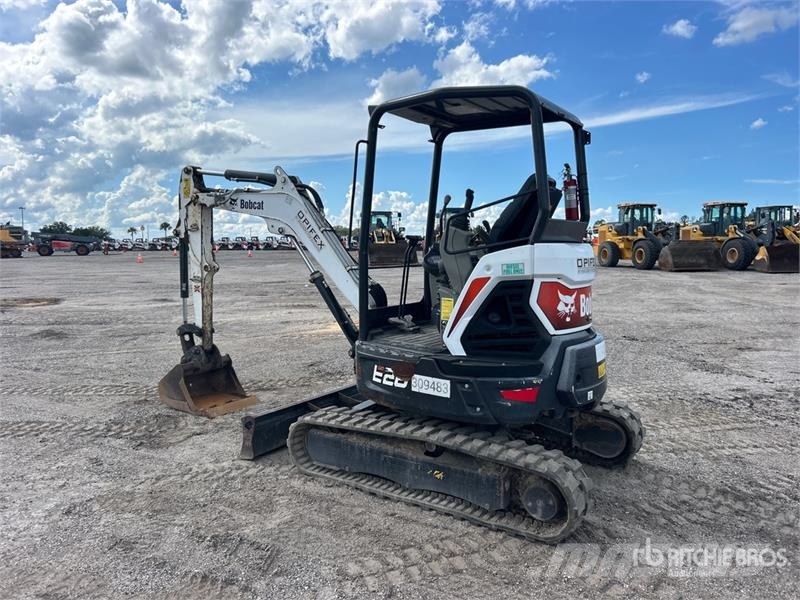 Bobcat E26 Mini excavators < 7t