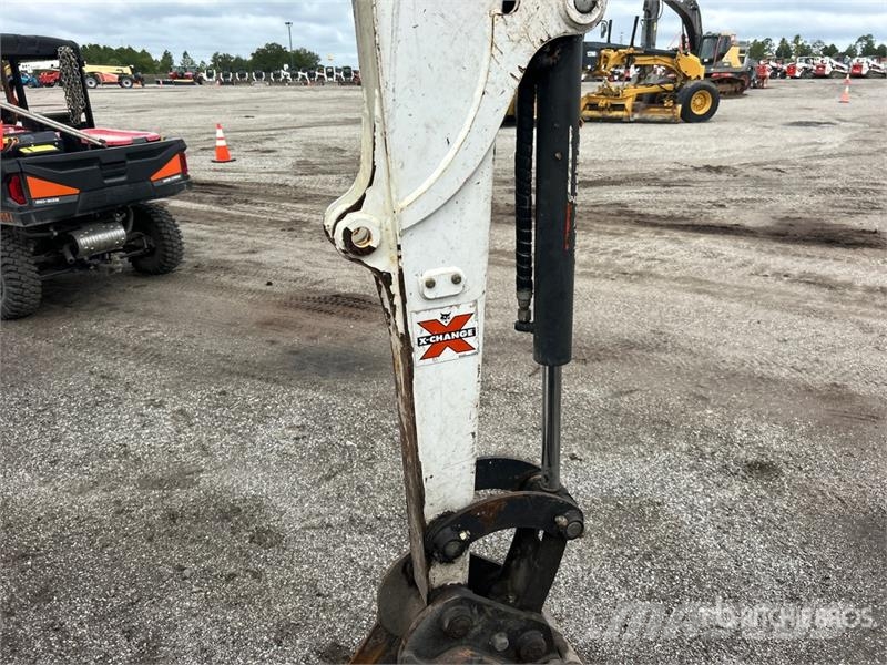 Bobcat E26 Minibagger < 7t