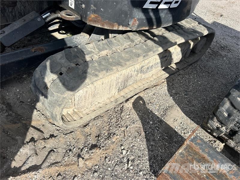 Bobcat E26 Mini bagri <7t