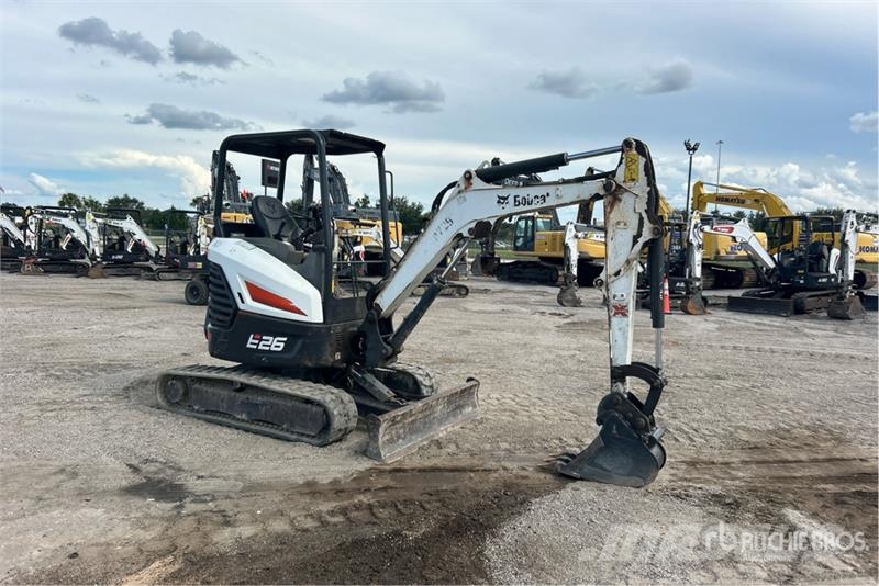 Bobcat E26 Mini excavators < 7t