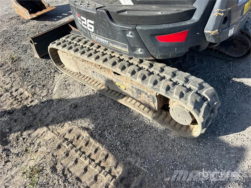 Bobcat E26 Mini bagri <7t