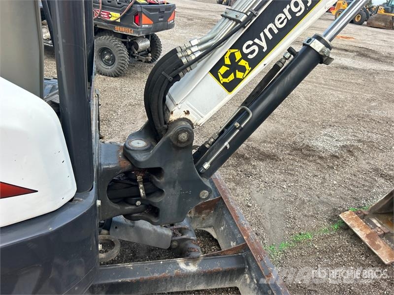 Bobcat E26 Mini ekskavatori < 7 t