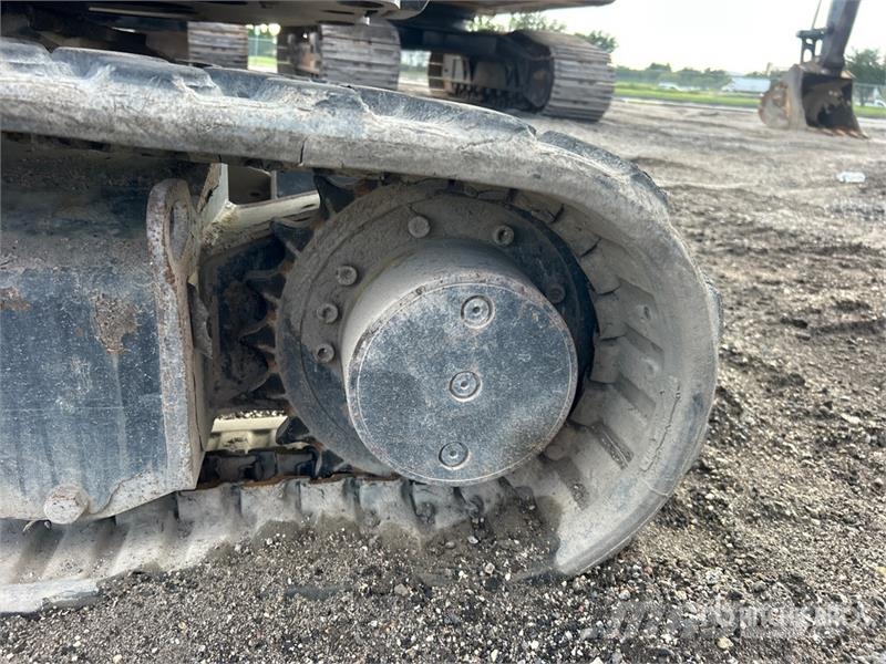 Bobcat E26 Mini ekskavatori < 7 t