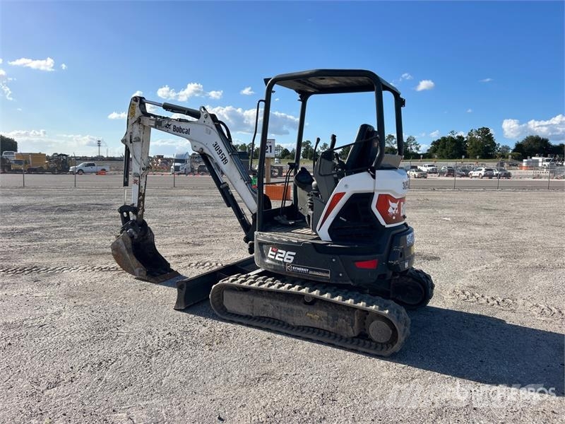 Bobcat E26 Mini bagri <7t