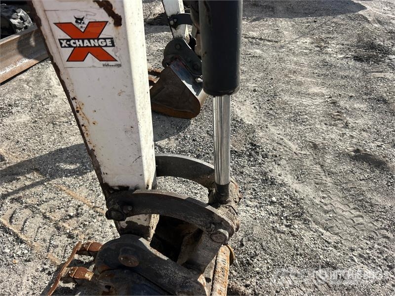 Bobcat E26 Mini bagri <7t