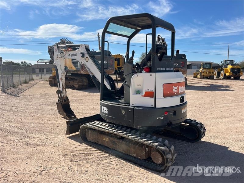 Bobcat E31i Mini Excavator 小型挖土機/掘鑿機<7t(小型挖掘機)