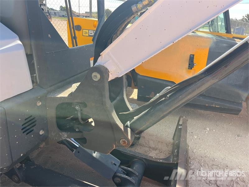Bobcat E31i Mini Excavator 小型挖土機/掘鑿機<7t(小型挖掘機)