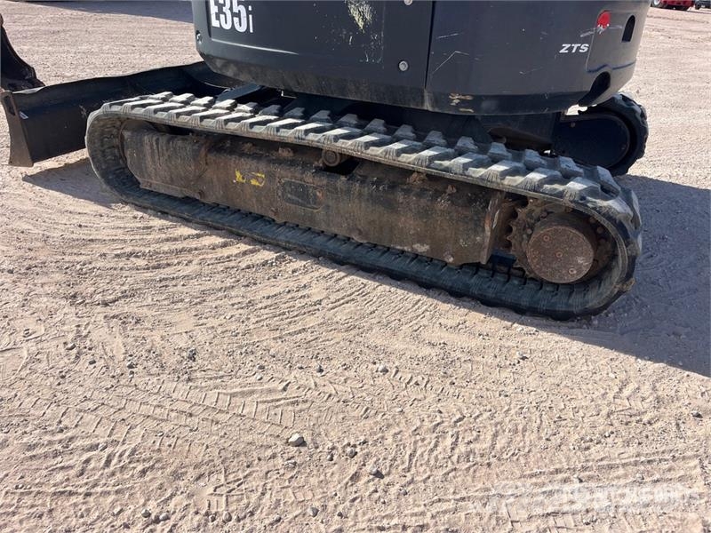 Bobcat E31i Mini Excavator 小型挖土機/掘鑿機<7t(小型挖掘機)