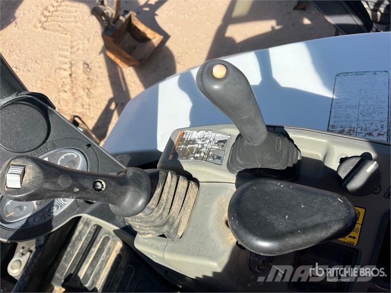 Bobcat E31i Mini Excavator 小型挖土機/掘鑿機<7t(小型挖掘機)