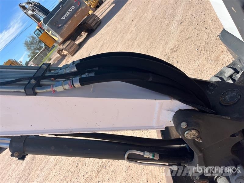 Bobcat E31i Mini Excavator 小型挖土機/掘鑿機<7t(小型挖掘機)