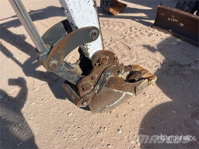 Bobcat E31i Mini Excavator 小型挖土機/掘鑿機<7t(小型挖掘機)