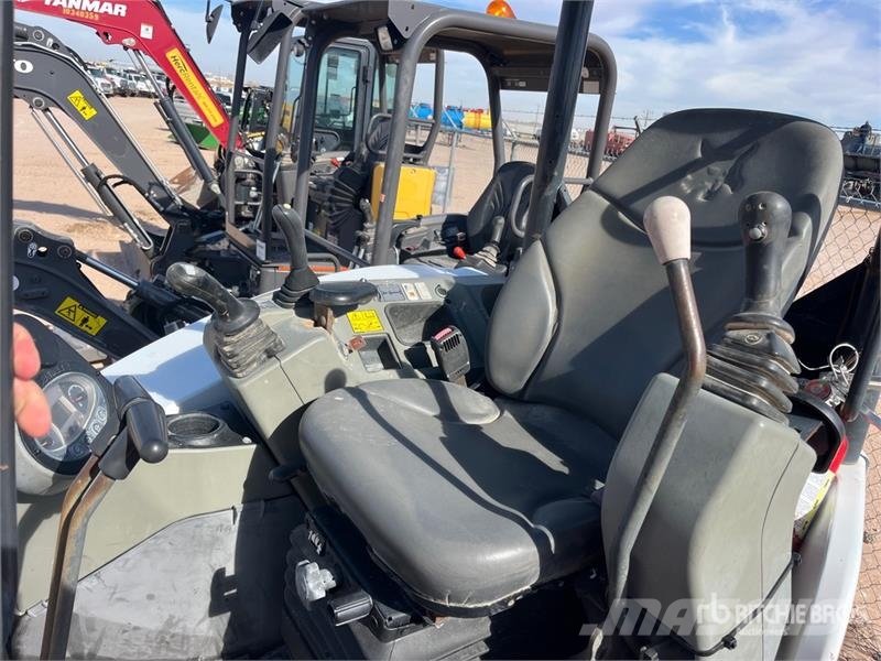 Bobcat E31i Mini Excavator 小型挖土機/掘鑿機<7t(小型挖掘機)