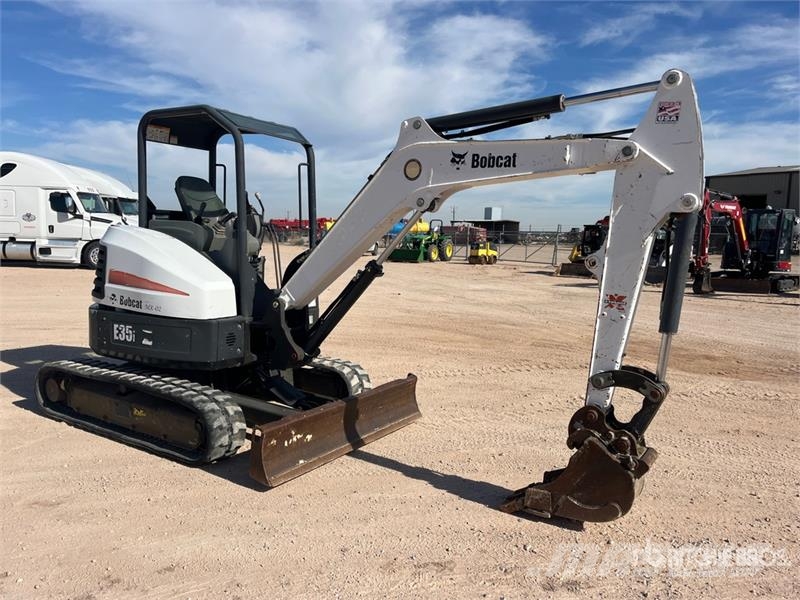 Bobcat E31i Mini Excavator 小型挖土機/掘鑿機<7t(小型挖掘機)