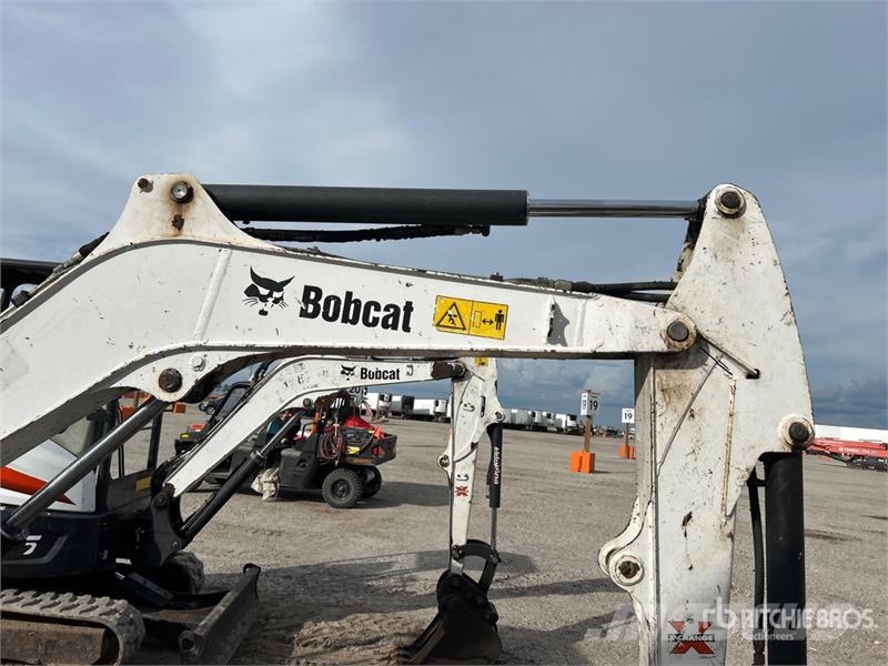 Bobcat E32 Mini kotrók < 7t