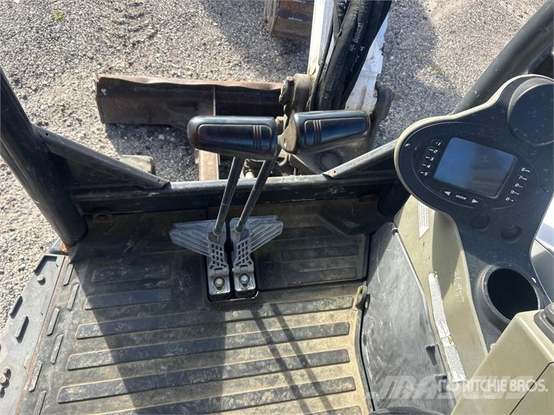Bobcat E32 Mini excavators < 7t