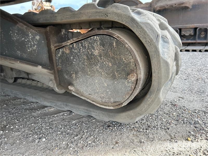 Bobcat E32 Mini kotrók < 7t