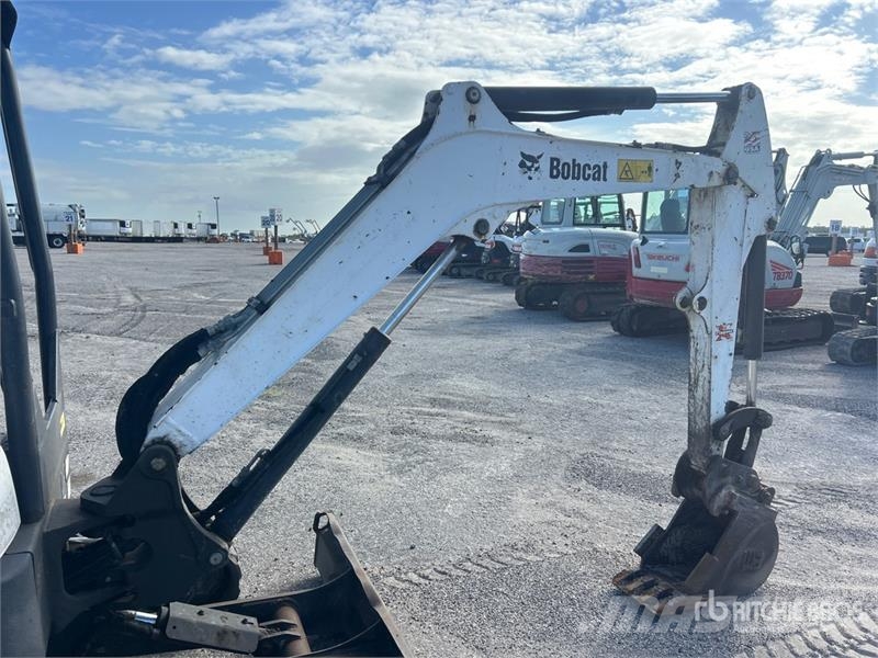 Bobcat E32 Mini excavators < 7t