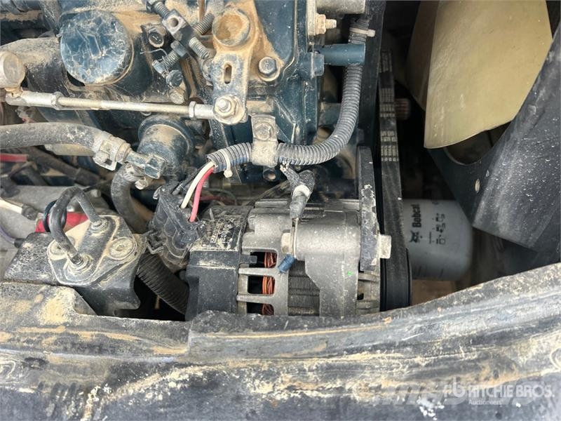 Bobcat E32 Mini bagri <7t