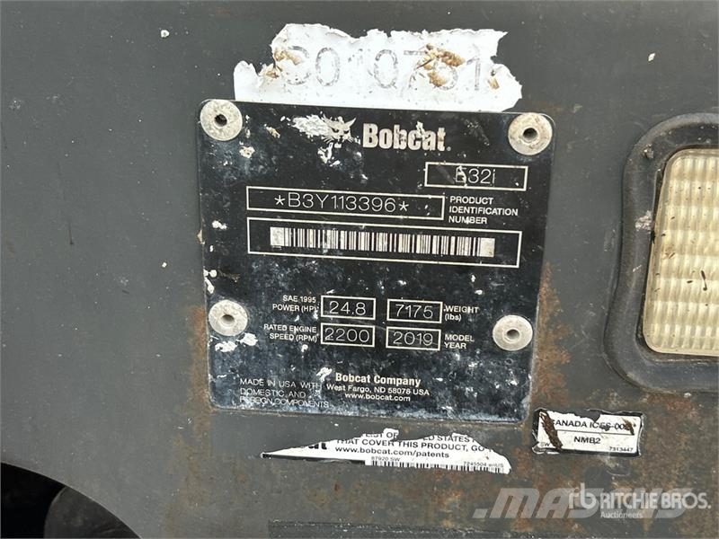 Bobcat E32 Mini kotrók < 7t