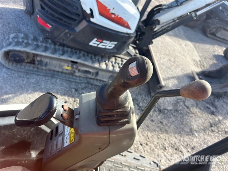 Bobcat E32 Mini excavators < 7t