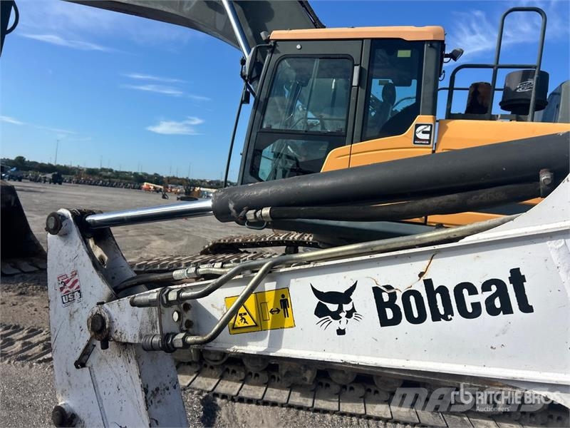 Bobcat E32 Mini excavators < 7t