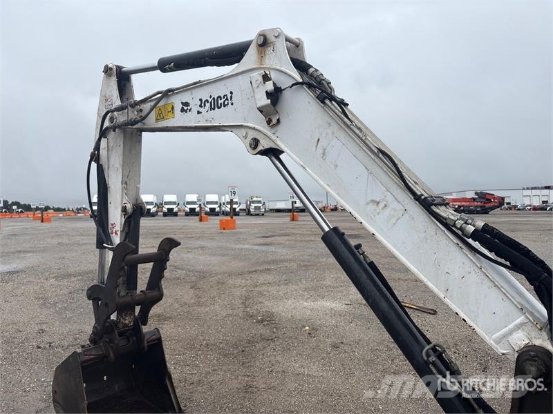 Bobcat E32i Mini Excavator حفارات صغيرة أقل من 7 طن (حفارات صغيرة)