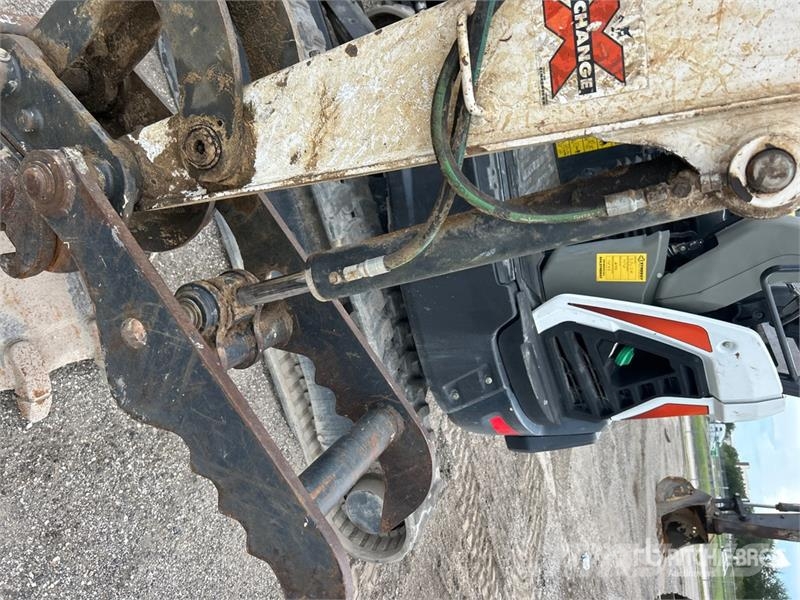 Bobcat E32i Mini Excavator Mini excavators < 7t