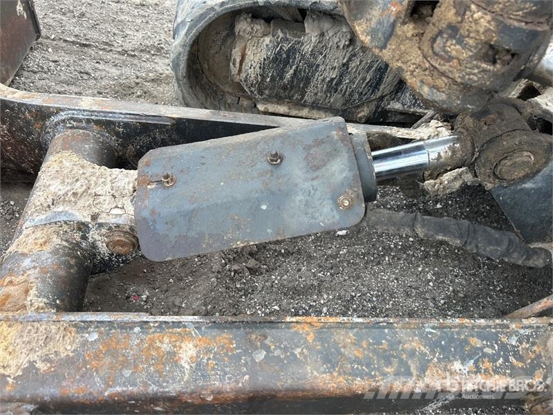 Bobcat E32i Mini Excavator Mini excavators < 7t