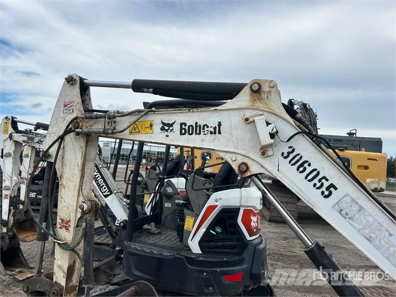 Bobcat E32i Mini Excavator Mini excavators < 7t