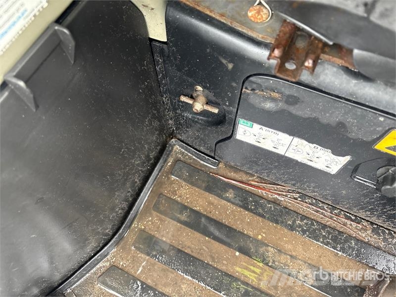 Bobcat E32i Mini Excavator حفارات صغيرة أقل من 7 طن (حفارات صغيرة)