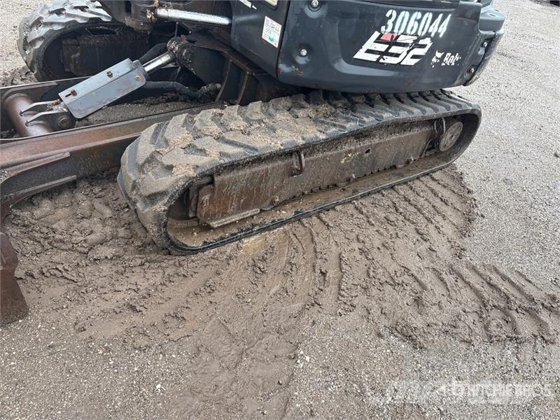 Bobcat E32i Mini Excavator حفارات صغيرة أقل من 7 طن (حفارات صغيرة)