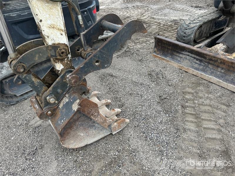 Bobcat E32i Mini Excavator Mini excavators < 7t