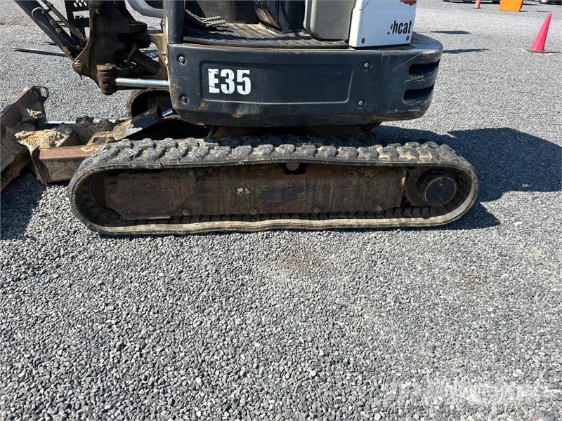 Bobcat E35 Miniekskavaatorid < 7 t