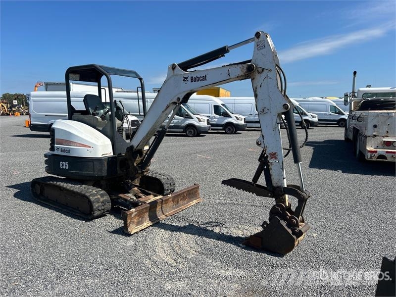 Bobcat E35 Miniekskavaatorid < 7 t