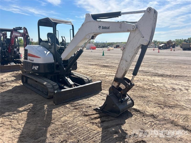 Bobcat E42 Minikaivukoneet < 7t