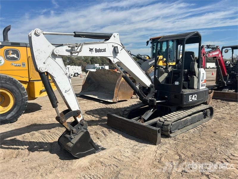 Bobcat E42 Minikaivukoneet < 7t