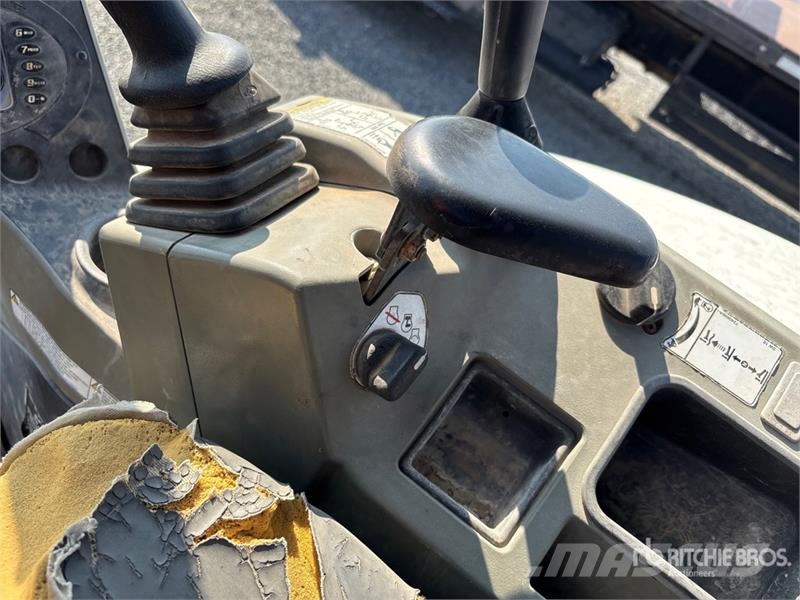 Bobcat E50 Mini Excavator Mini bagri <7t