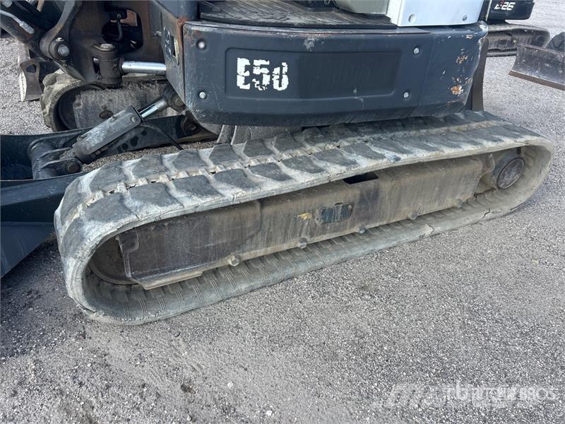 Bobcat E50 Mini Excavator Mini excavators < 7t