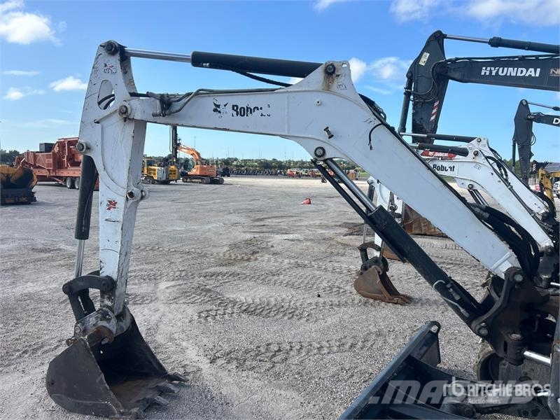 Bobcat E50 Mini Excavator Mini excavators < 7t