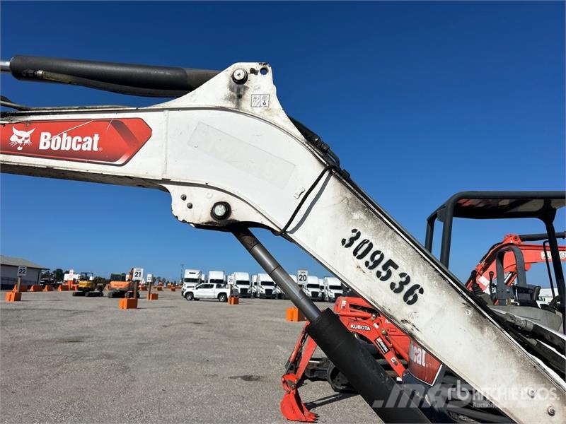 Bobcat E50 Mini Excavator ミニ油圧ショベル 7t以下(ミニユンボ・ミニディガー)