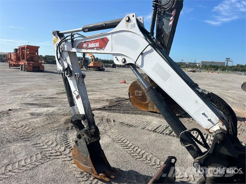 Bobcat E50 Mini Excavator Mini excavators < 7t