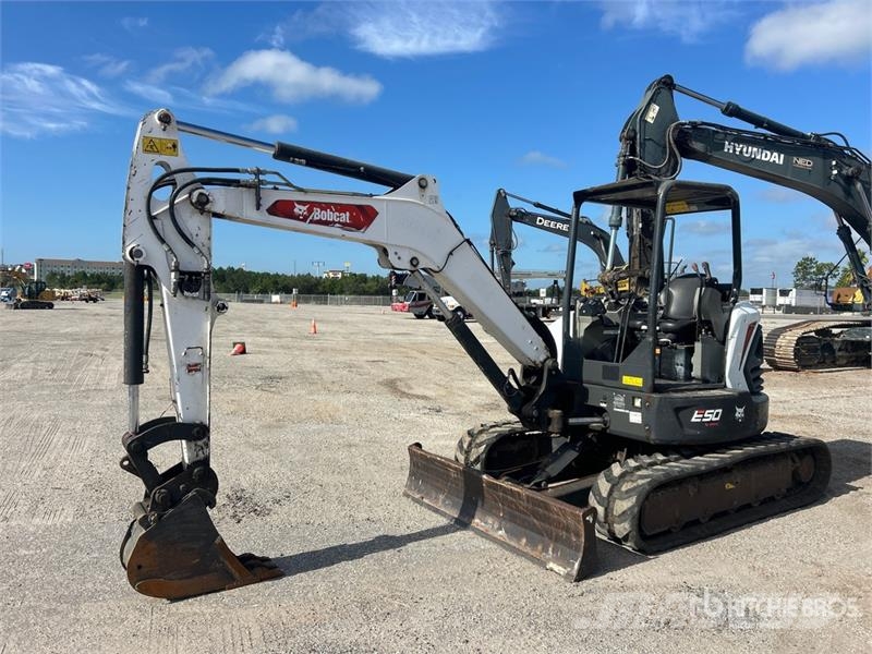 Bobcat E50 Mini Excavator Mini excavators < 7t