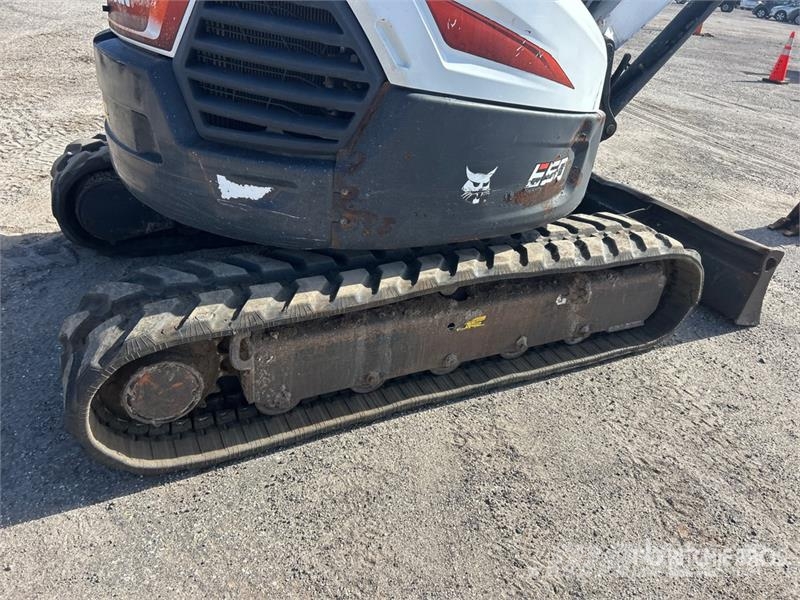 Bobcat E50 Mini Excavator Mini excavators < 7t