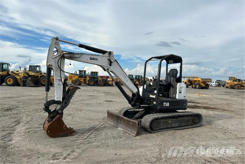 Bobcat E50 Mini Excavator Mini kotrók < 7t