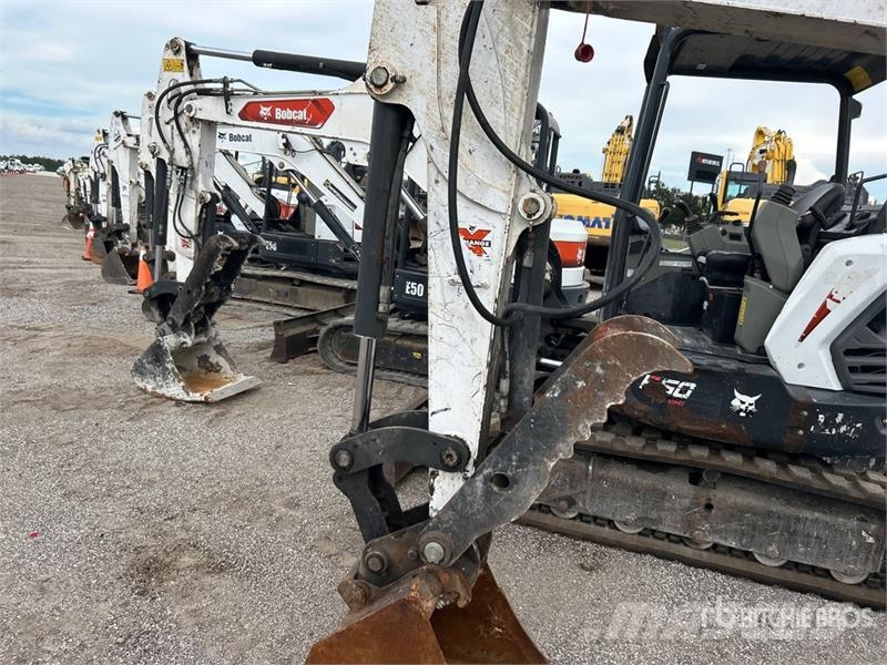 Bobcat E50 Mini Excavator Mini kotrók < 7t
