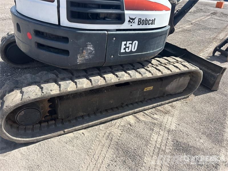 Bobcat E50 Mini Excavator 小型挖掘机